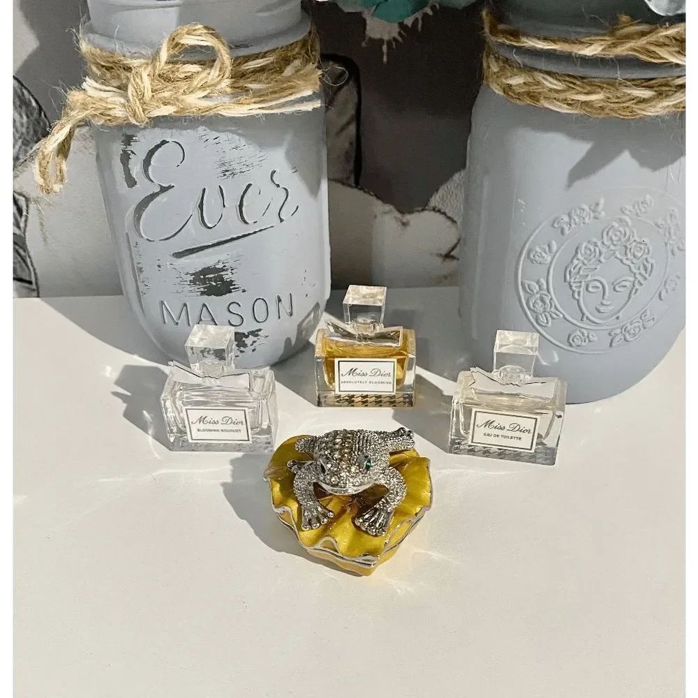 Taylor Avedon Diamond Frog Frog Jewelry / Trinket Box